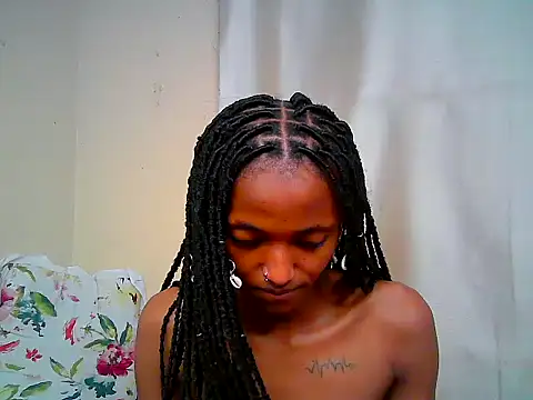 Qute_nimple – Live XXX-chat