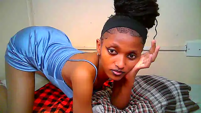 Qute_nimple Webcam Show