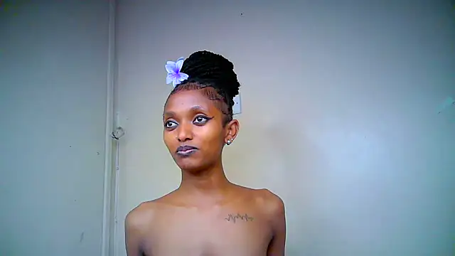 Chatroom XXX en direct de Qute_nimple