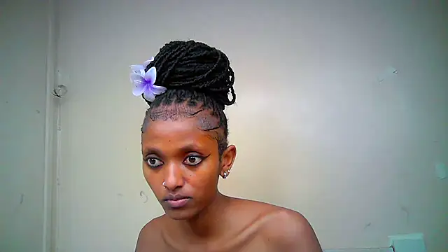 Qute_nimple's Webcam Show