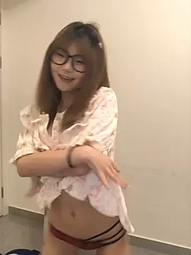 Rocket-Girl Show Webcam