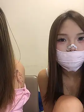 Rocket-Girl Pertunjukan Webcam