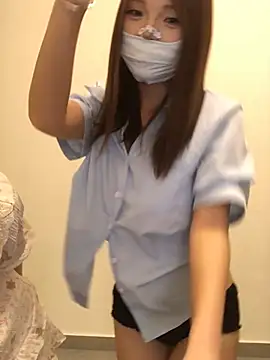 Rocket-Girl Show in webcam