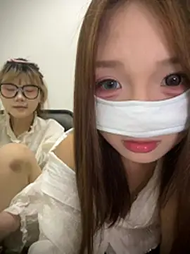 Rocket-Girl Show in webcam