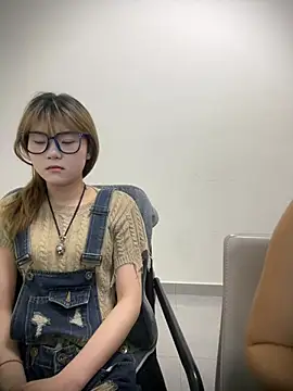 Rocket-Girl Webcam show
