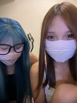 Rocket-Girl Pertunjukan Webcam