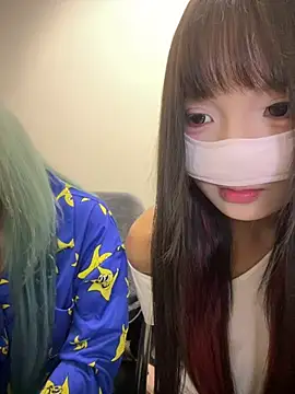 Rocket-Girl Pertunjukan Webcam