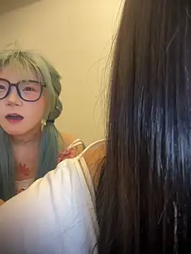 Rocket-Girl Webcam Show