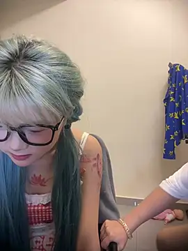 Rocket-Girl webkamerás műsora
