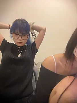 Rocket-Girl Show in webcam