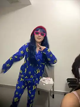 Rocket-Girl's Webcam Show