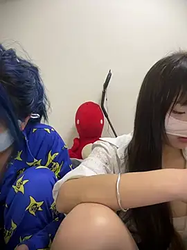 Rocket-Girl Pertunjukan Webcam