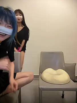 Rocket-Girl Show in webcam