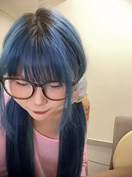 Show modela Rocket-Girl na web-kameri