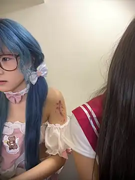 Rocket-Girl Show in webcam
