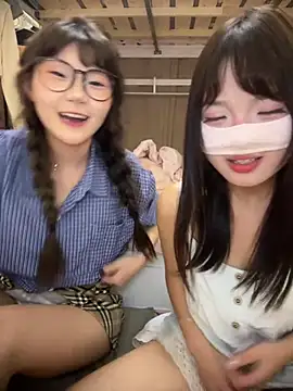 Rocket-Girl Webcam show