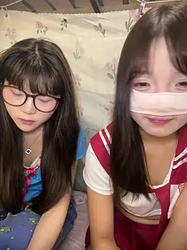 Rocket-Girl Show in webcam
