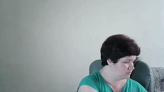 Chatroom XXX en direct de AdrianaGalore