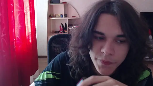 tiiiiiiiiim: διαδικτυακό σόου στην κάμερα