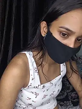 Siya_9877 লাইভ XXX চ্যাট