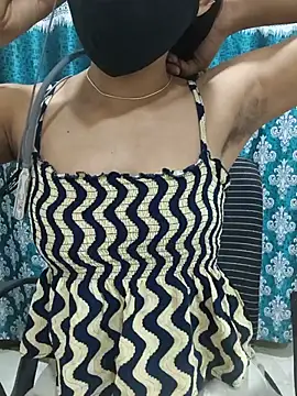 Siya_9877 即時 XXX 聊天