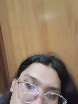 hugecock_belle Pertunjukan Webcam