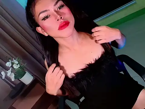 sweetcindycum 网络视讯表演