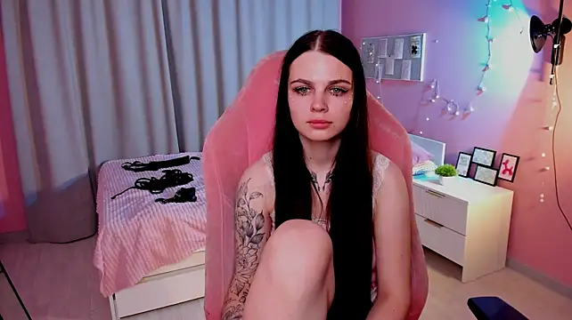 Mihcela_Furettn Live XXX chat