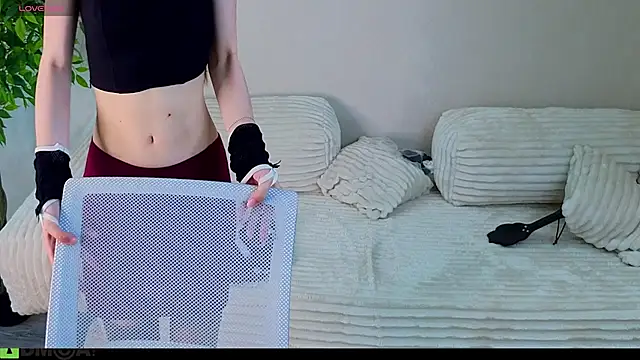Chat +18 de Nicole_Allenn ao vivo
