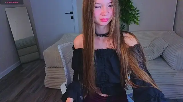 Nicole_Allenn – Live XXX-chat