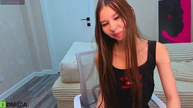 Nicole_Allenn: онлайн-секс-чат