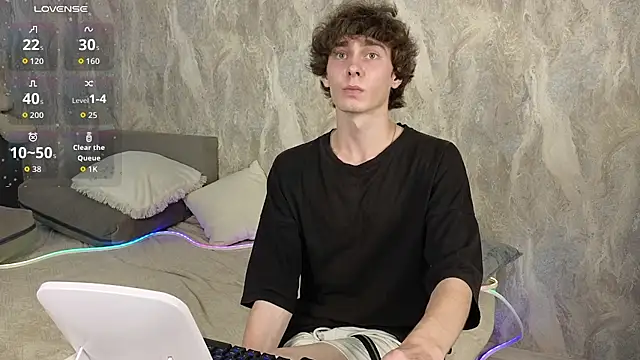 Show modela Liam_Winss na web-kameri
