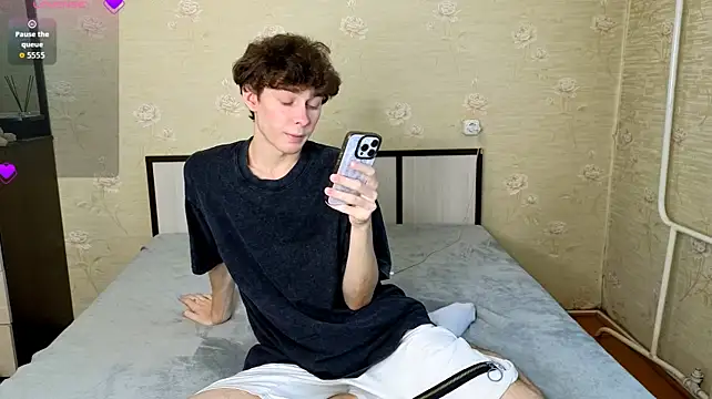 Show modela Liam_Winss na web-kameri