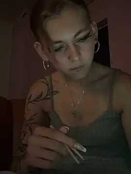 Alina-420 webcam show