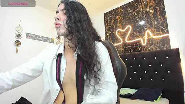 TEJON_tq Webcam show