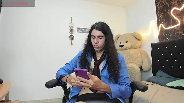 Show modela TEJON_tq na web-kameri