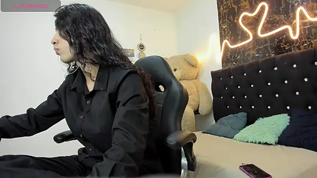 TEJON_tq Show in webcam