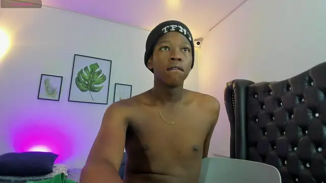 Tyson_Masoon Pertunjukan Webcam