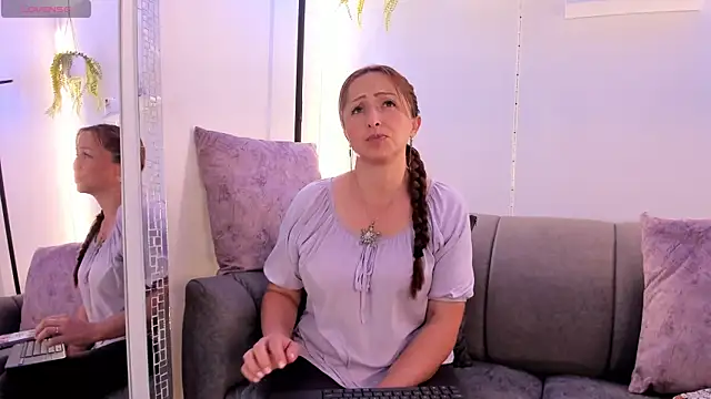 Živý XXX chat Giovanela_rose