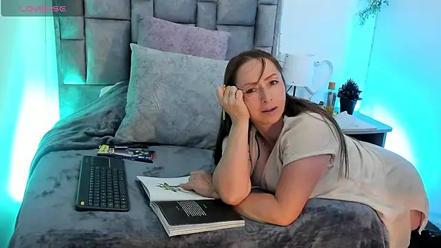 Giovanela_rose 라이브 XXX 채팅