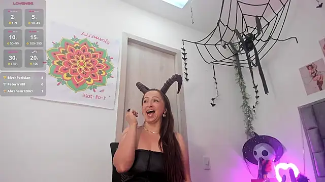 Giovanela_rose Webcam show