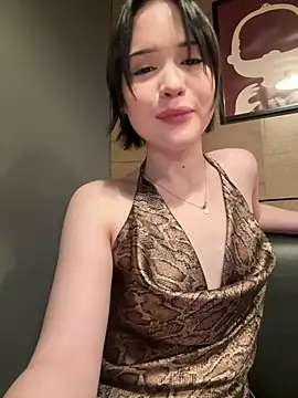 Show modela kitty_sixseven na web-kameri