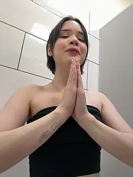 Show de kitty_sixseven na webcam
