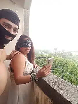 hot-punjabi-couple's Webcam Show