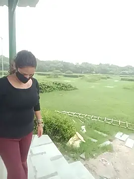 hot-punjabi-couple webcam show