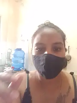 Pokazy przed kamerką – hot-punjabi-couple