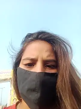 Show modela hot-punjabi-couple na web-kameri