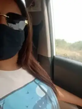 hot-punjabi-couple's Live XXX Chat