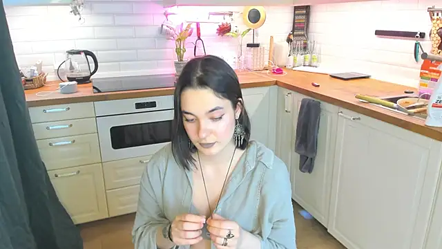 Liaflyy Chat XXX in diretta