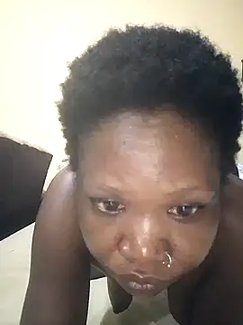 Queencybebs – Naživo XXX chat